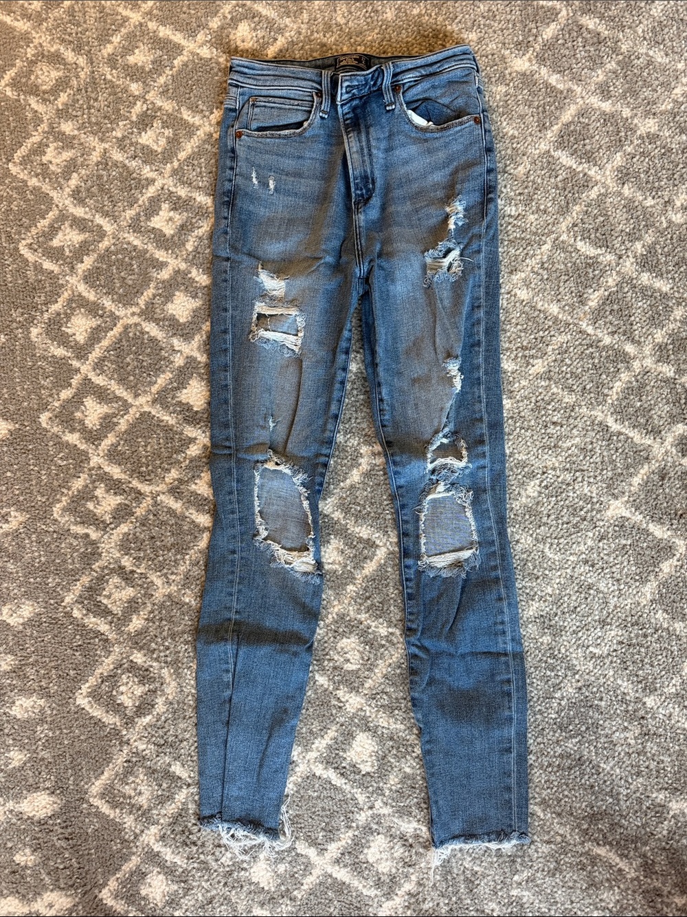 Abercrombie & Fitch Distressed Dark Blue Skinny Jeans